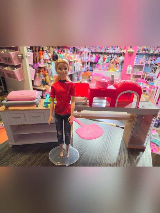 Barbie Other - Barbies Ultimate Kitchen And Pizza Chef Play Doh Playsets